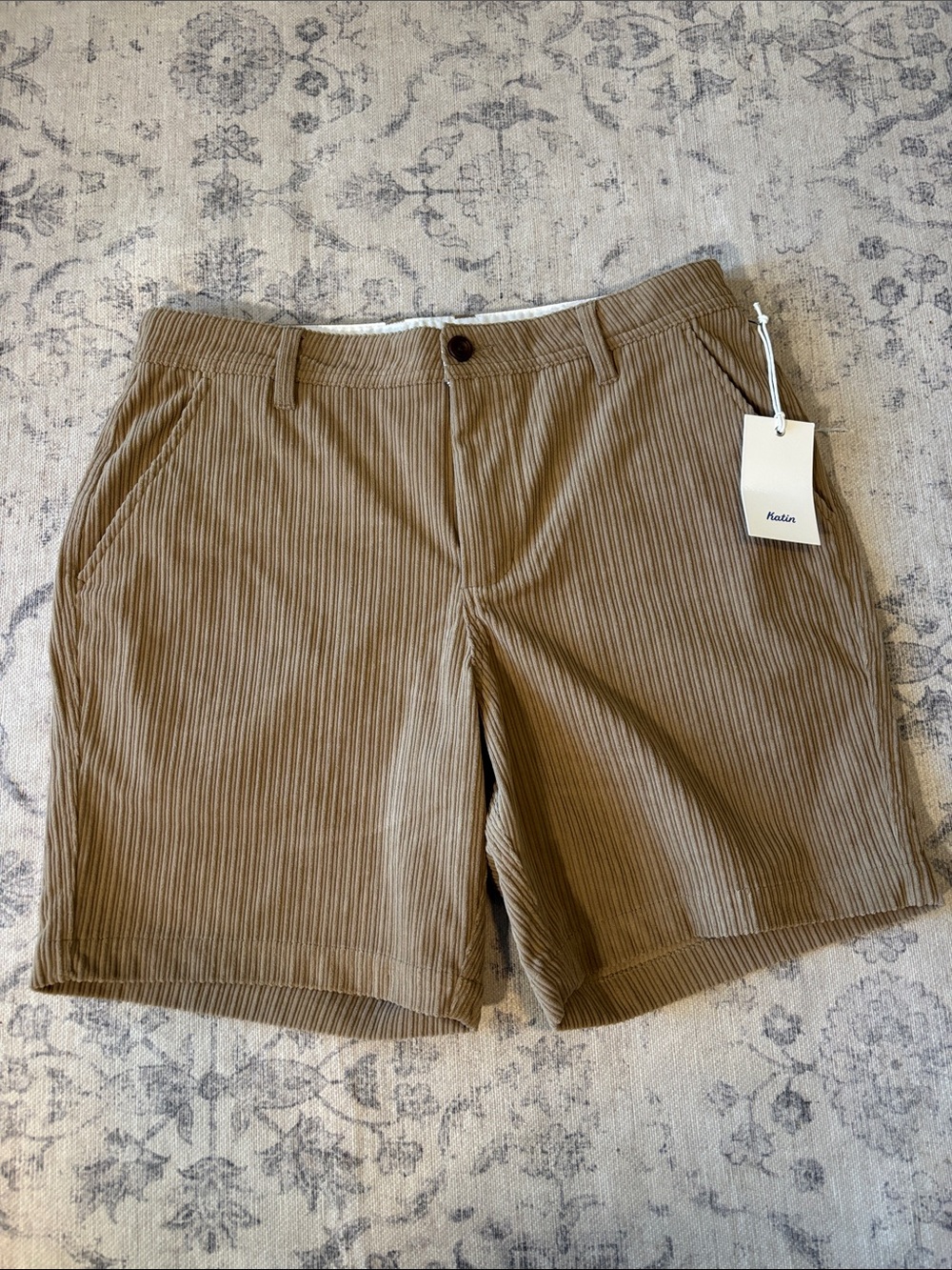 New Katin Men’s Kenneth Corduroy Shorts - size 32 - brown